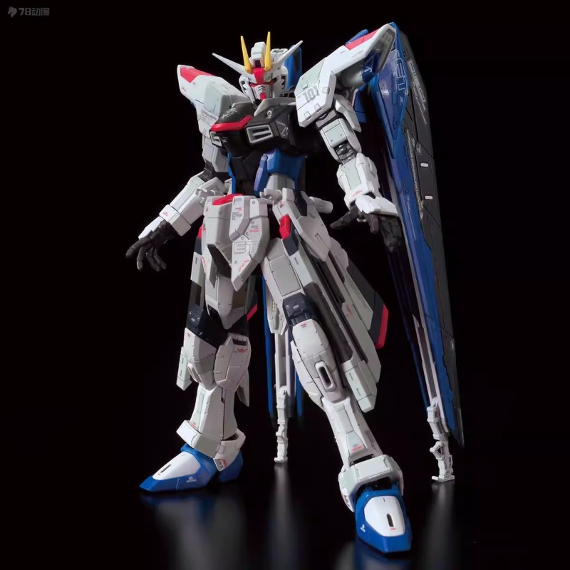بانداي أوريجينال RG BASE LIMIT - مراجعة Bandai Model Gundam Rg وسعره