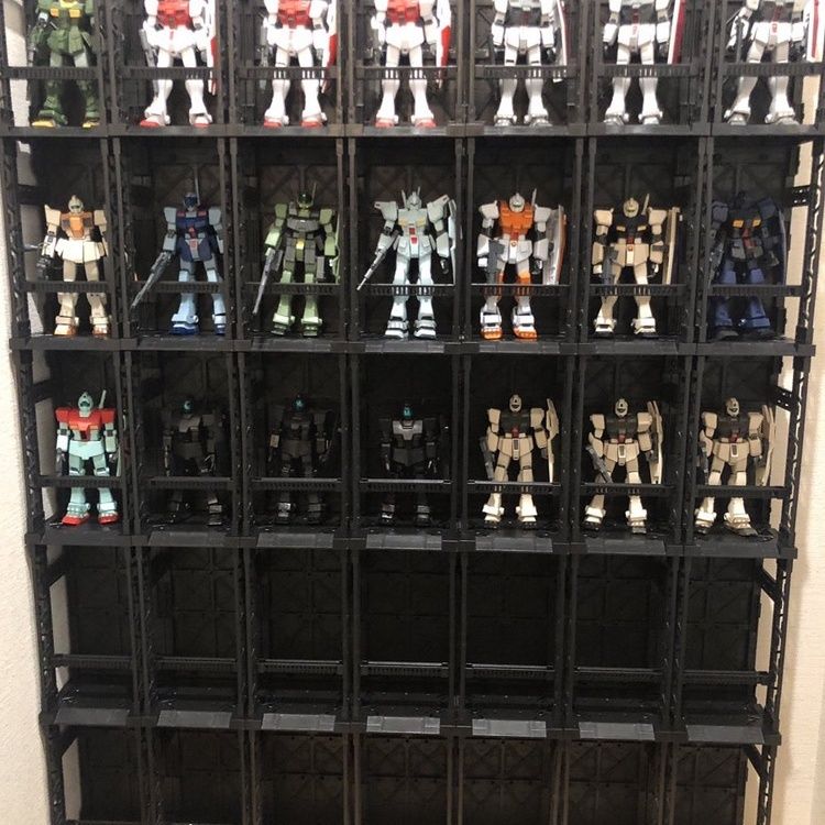 متوفر: حامل عرض ورف تخزين وقاع - مراجعة Bandai Model Gundam Rg وسعره