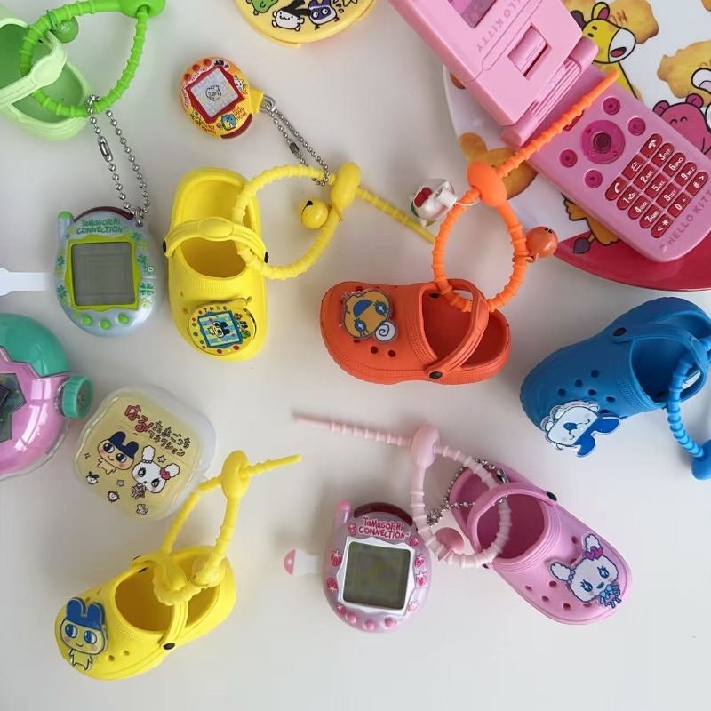 سلسلة مفاتيح تاماغوتشي من باند - مراجعة Bandai Model Tamagotchi وسعره